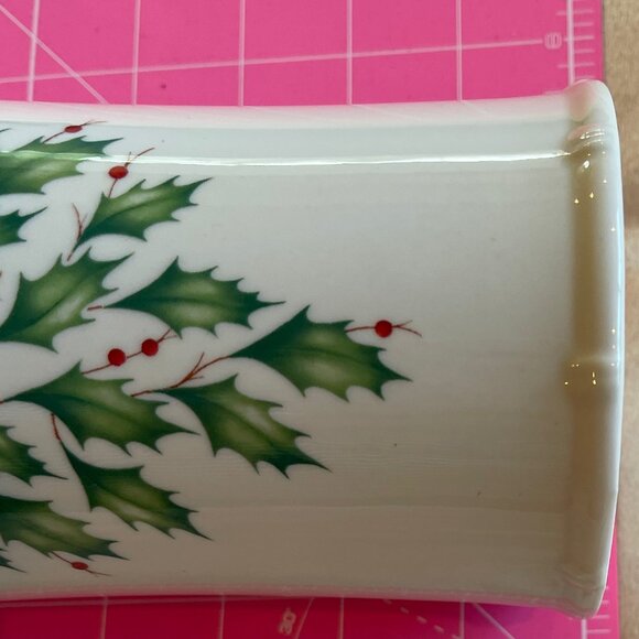 DONATING IF NOT PURCHASED BY 12.1.25 -- 9" Lenox Holiday Medium Vase - Picture 13 of 16